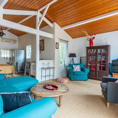 - Maison Trois Chambres - Ideal Pour Des En Famille Ou Entre Amis - Fr-1-319-130
